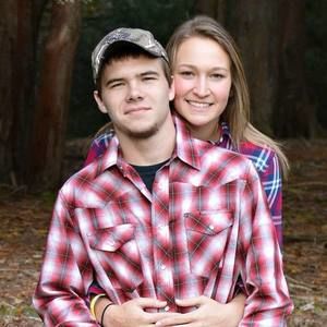 Meet your Posher, Dustin